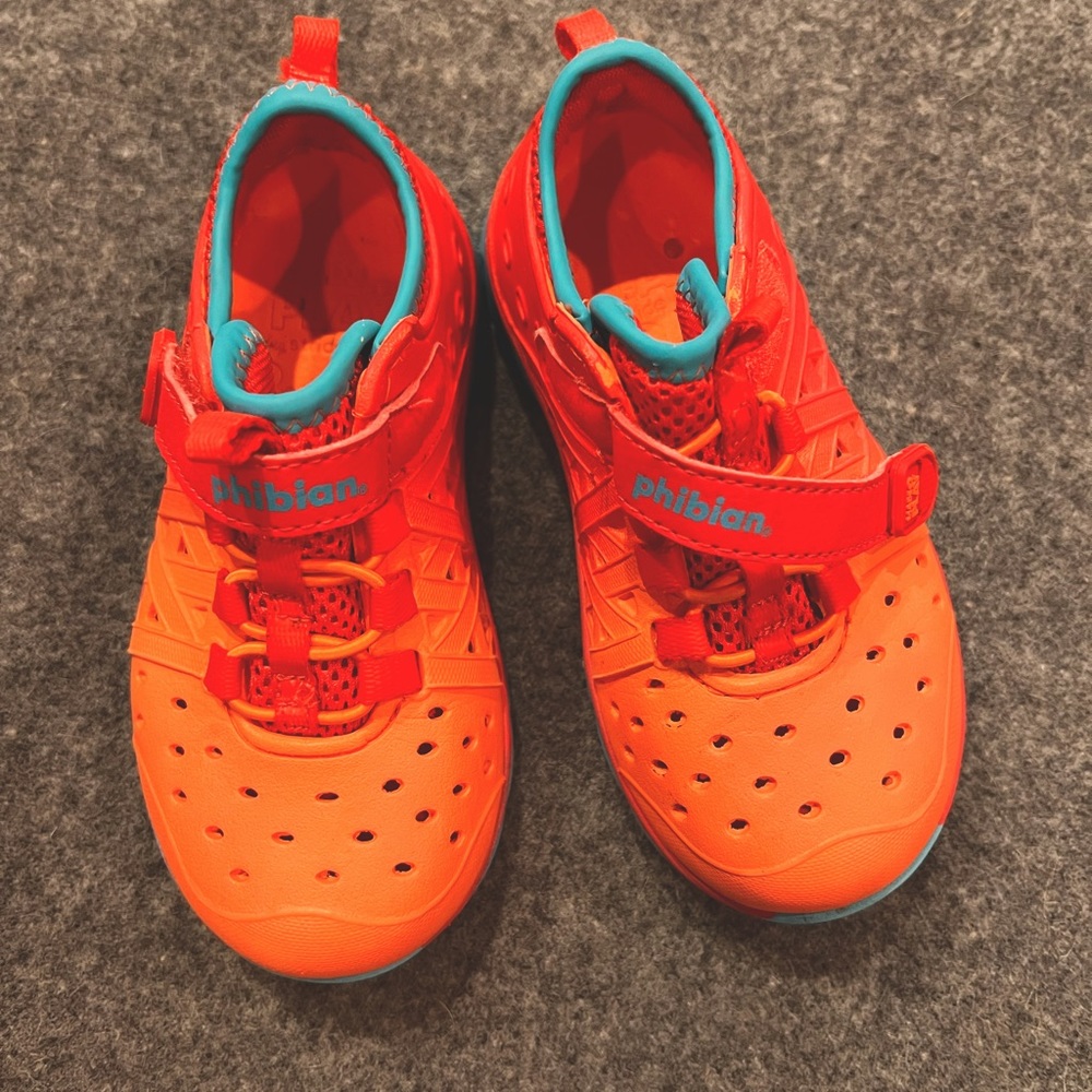 Stride rite phibian